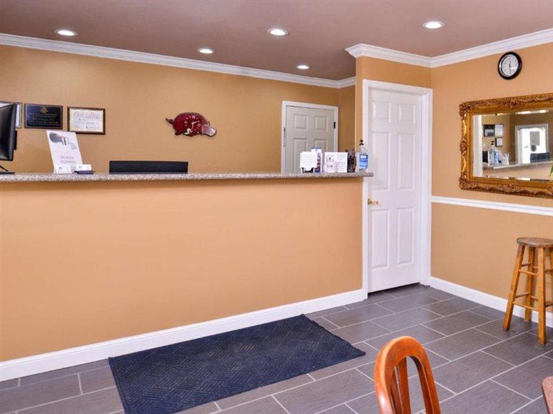 Americas Best Value Inn And Suites Siloam Springs Zewnętrze zdjęcie