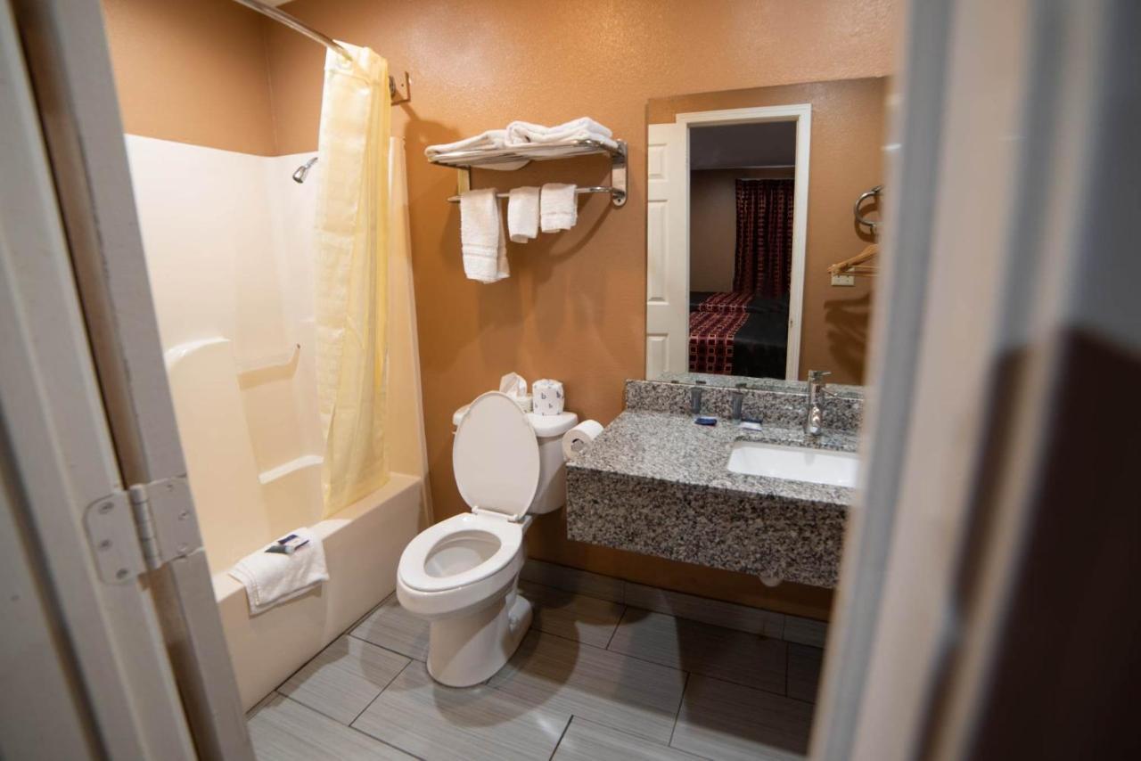 Americas Best Value Inn And Suites Siloam Springs Zewnętrze zdjęcie