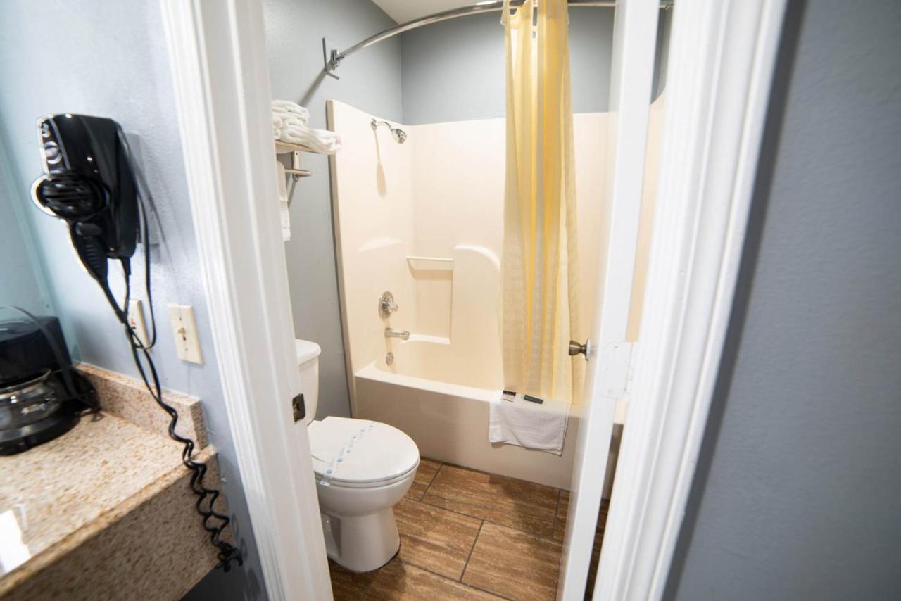 Americas Best Value Inn And Suites Siloam Springs Zewnętrze zdjęcie